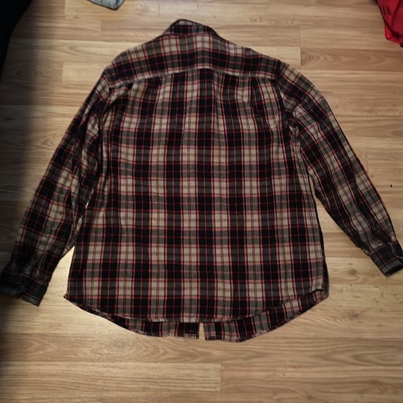 Men’s Button-Up Flannel - Picture 6 of 7